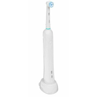 Электрическая зубная щетка PRO 700 SENSI CLEAN ORAL-B Oral-B